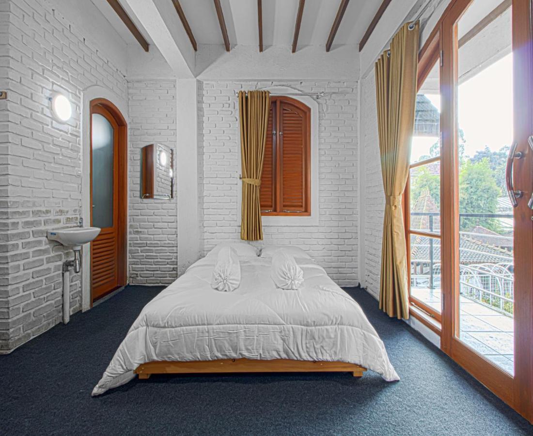 D'Journey Hotel Lembang Εξωτερικό φωτογραφία