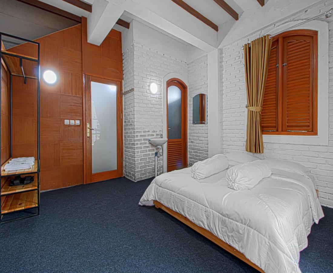 D'Journey Hotel Lembang Εξωτερικό φωτογραφία