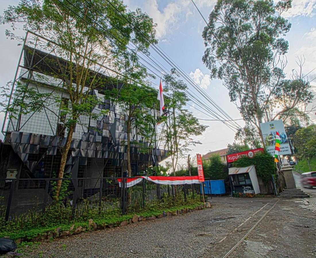 D'Journey Hotel Lembang Εξωτερικό φωτογραφία