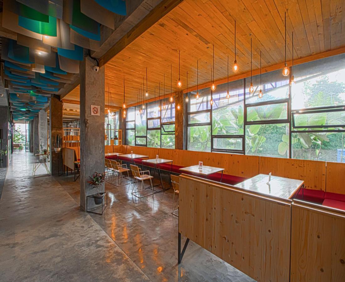 D'Journey Hotel Lembang Εξωτερικό φωτογραφία