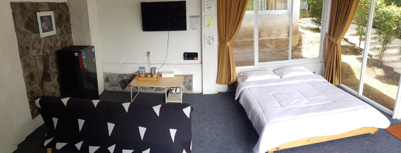 D'Journey Hotel Lembang Εξωτερικό φωτογραφία